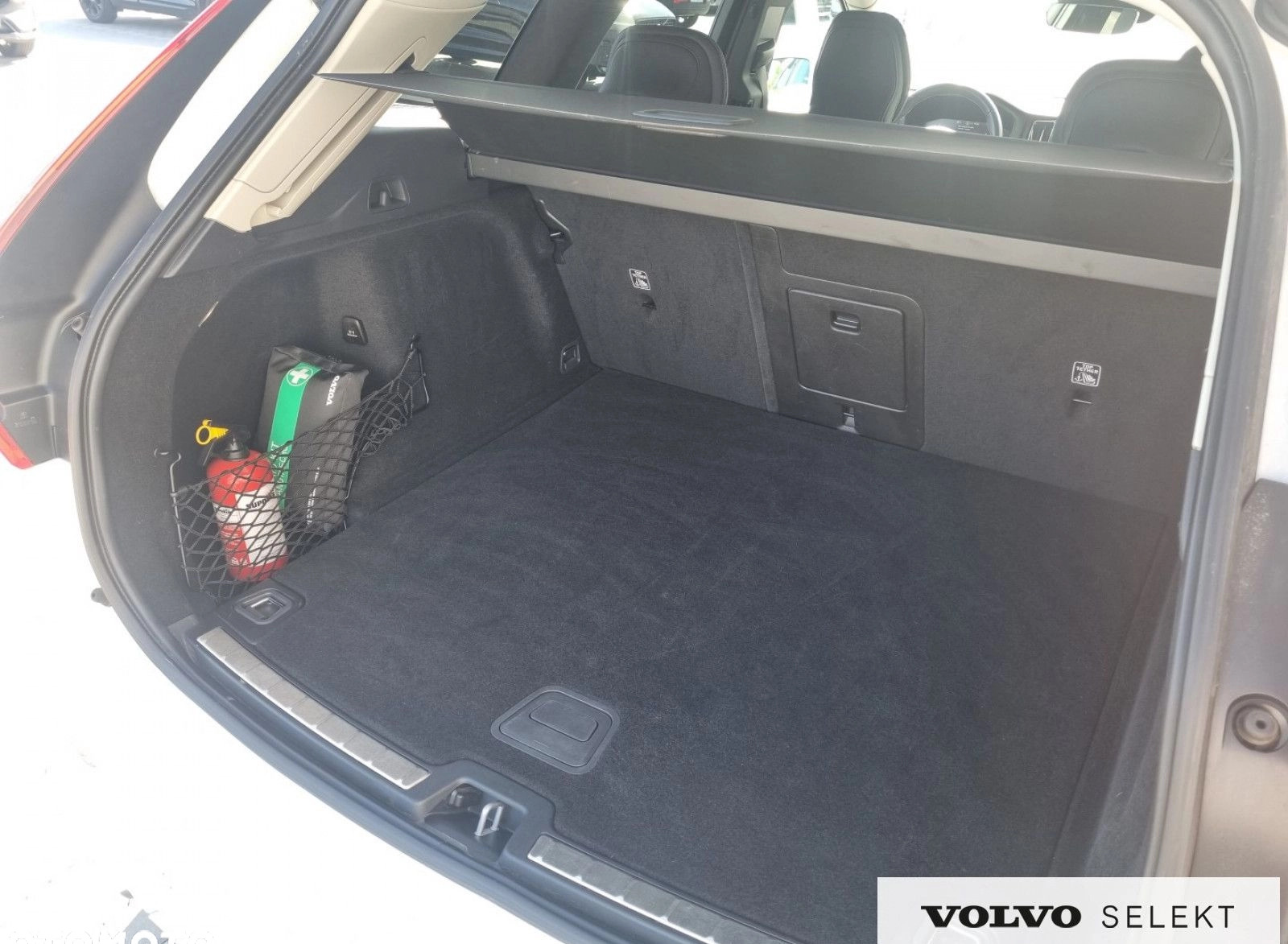 Volvo XC 60 cena 155000 przebieg: 134874, rok produkcji 2020 z Poznań małe 277